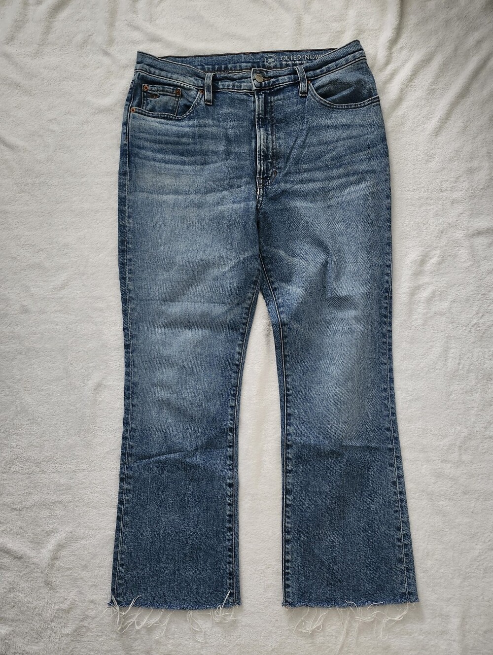 OUTERKNOWN The Costa Crop Raw Hem Flare Jeans Size 31 Boho Grandmillenial Jeans